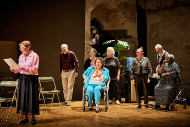Photo du spectacle "La vie secrète des vieux" de Mohamed El Khatib par Christophe Raynaud de Lage