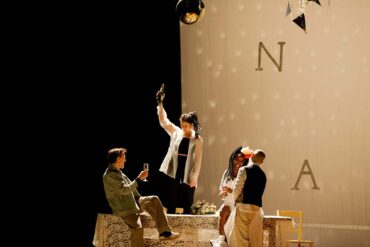 Photo du spectacle "D'autres familles que la mienne" d'Estelle Savasta par Danica Bijeljac