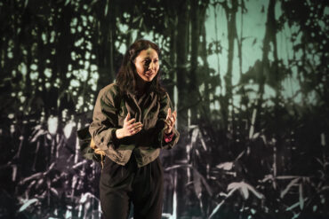 Photo du spectacle "Nos corps empoisonnés" de Marine Bachelot Nguyen par Pauline Le Goff