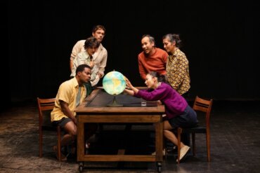 Photos du spectacle Boat People de Marine Bachelot Nguyen © Caroline Ablain