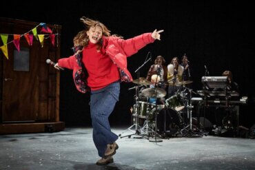 Photos du spectacle Hautes Perchées de Maurin Ollès © Christophe Raynaud de Lage